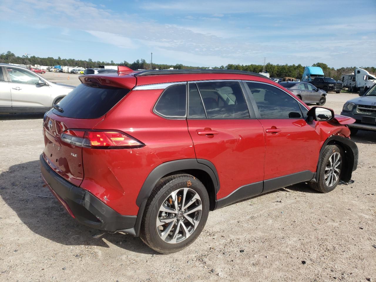 2023 TOYOTA COROLLA CROSS XLE VIN:7MUDAAAG3PV053983