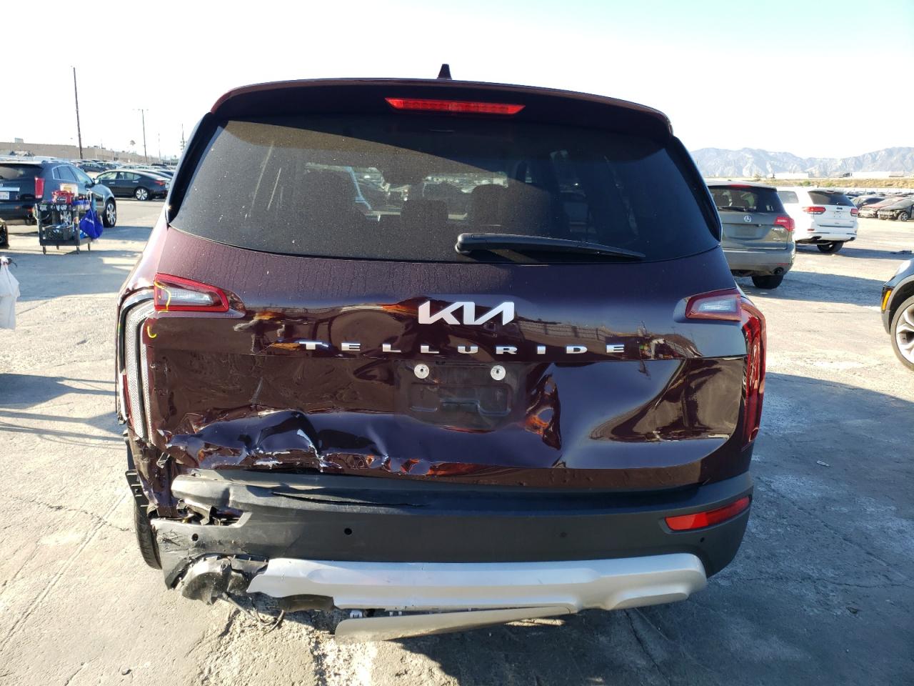 2022 KIA TELLURIDE LX VIN:5XYP24HC7NG280046