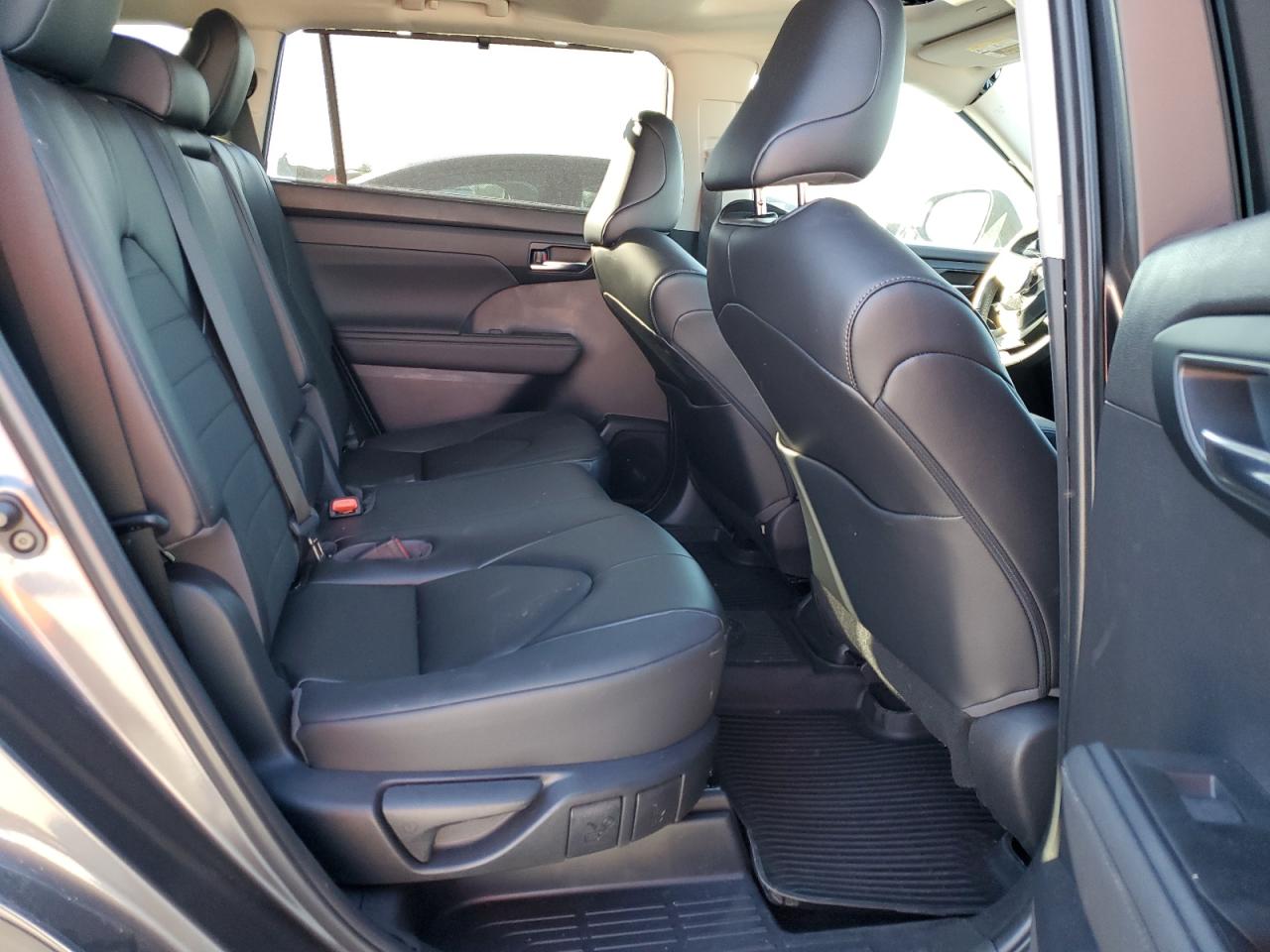 2023 TOYOTA HIGHLANDER L VIN:5TDKDRAH7PS006519