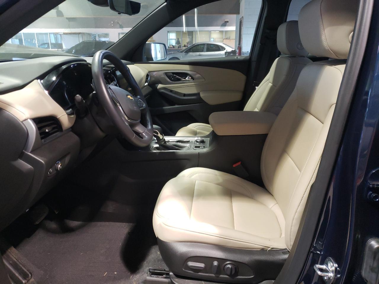 2022 CHEVROLET TRAVERSE LT VIN:1GNEVHKW0NJ151906