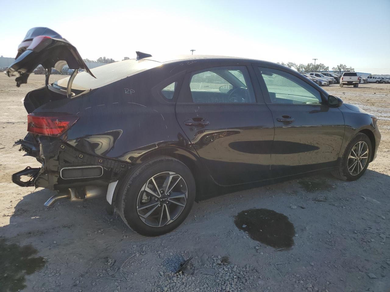 2023 KIA FORTE LX VIN:3KPF24AD0PE641082