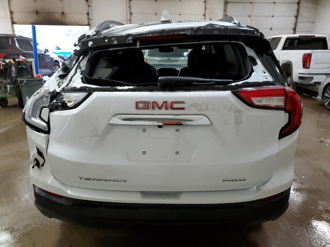 2022 GMC TERRAIN SLE VIN:3GKALTEV6NL105853
