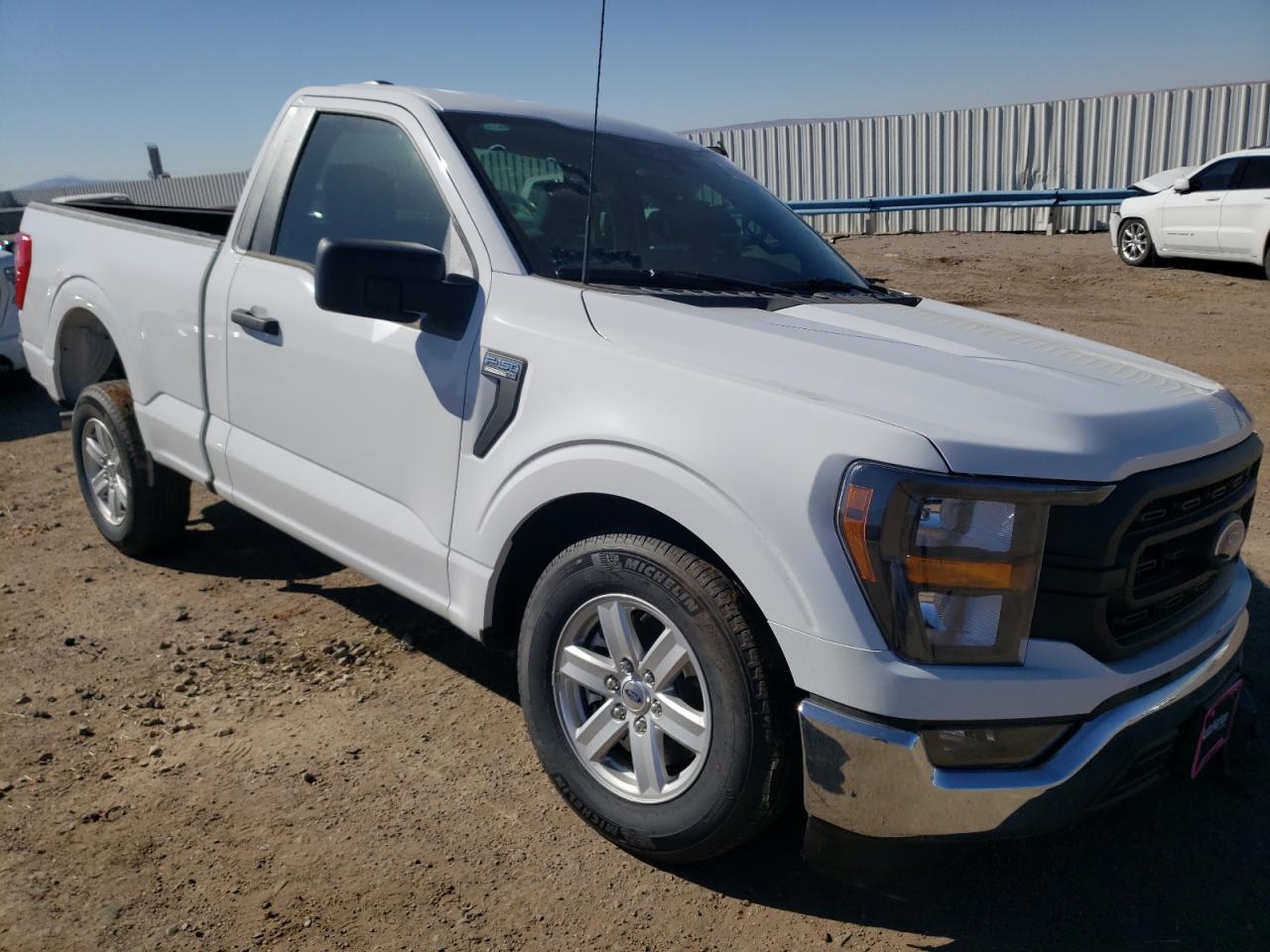 2023 FORD F150  VIN:1FTMF1C54PKE33039