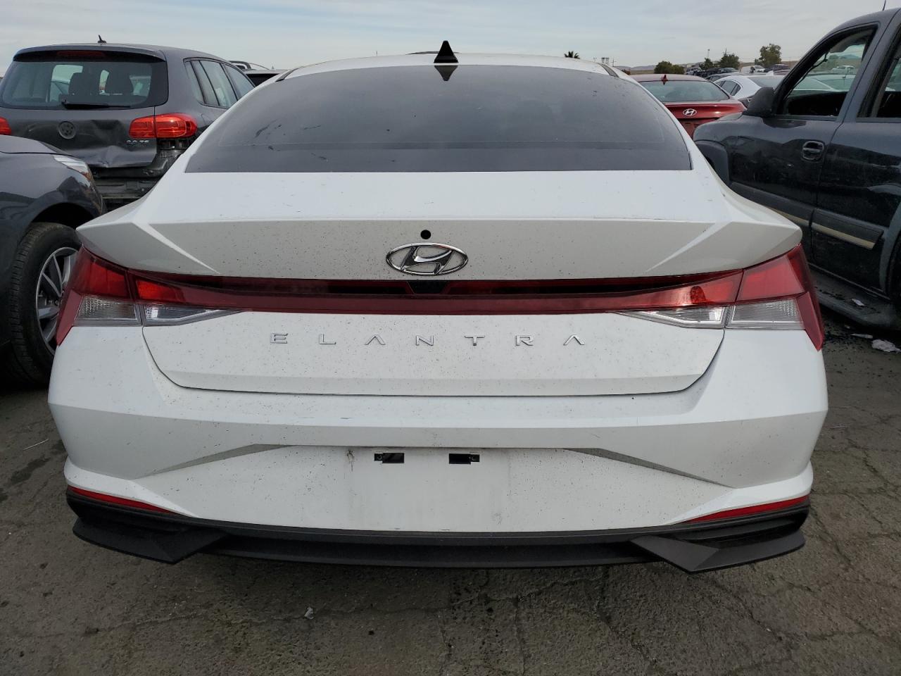 2023 HYUNDAI ELANTRA SE VIN:5NPLL4AG8PH089868