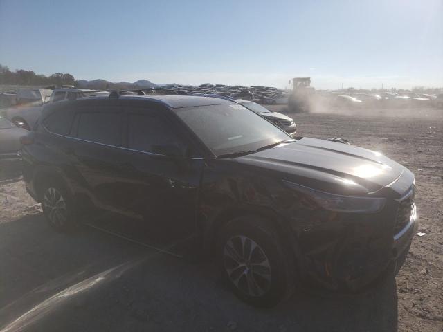 2021 TOYOTA HIGHLANDER XLE VIN: 5TDGZRAH4MS535090