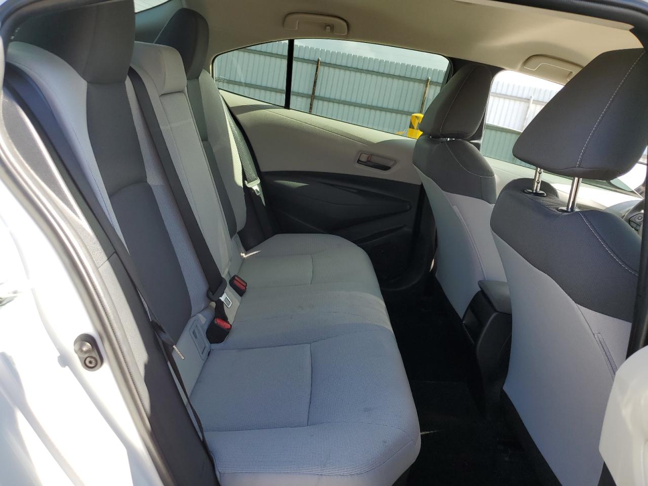 2022 TOYOTA COROLLA LE VIN:JTDEAMDE0NJ051158