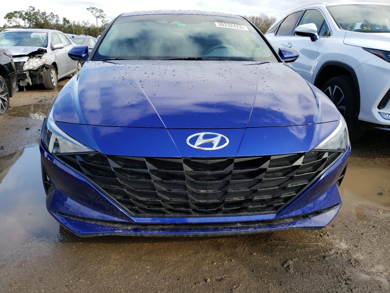 2022 HYUNDAI ELANTRA SEL VIN:KMHLM4AG1NU310061