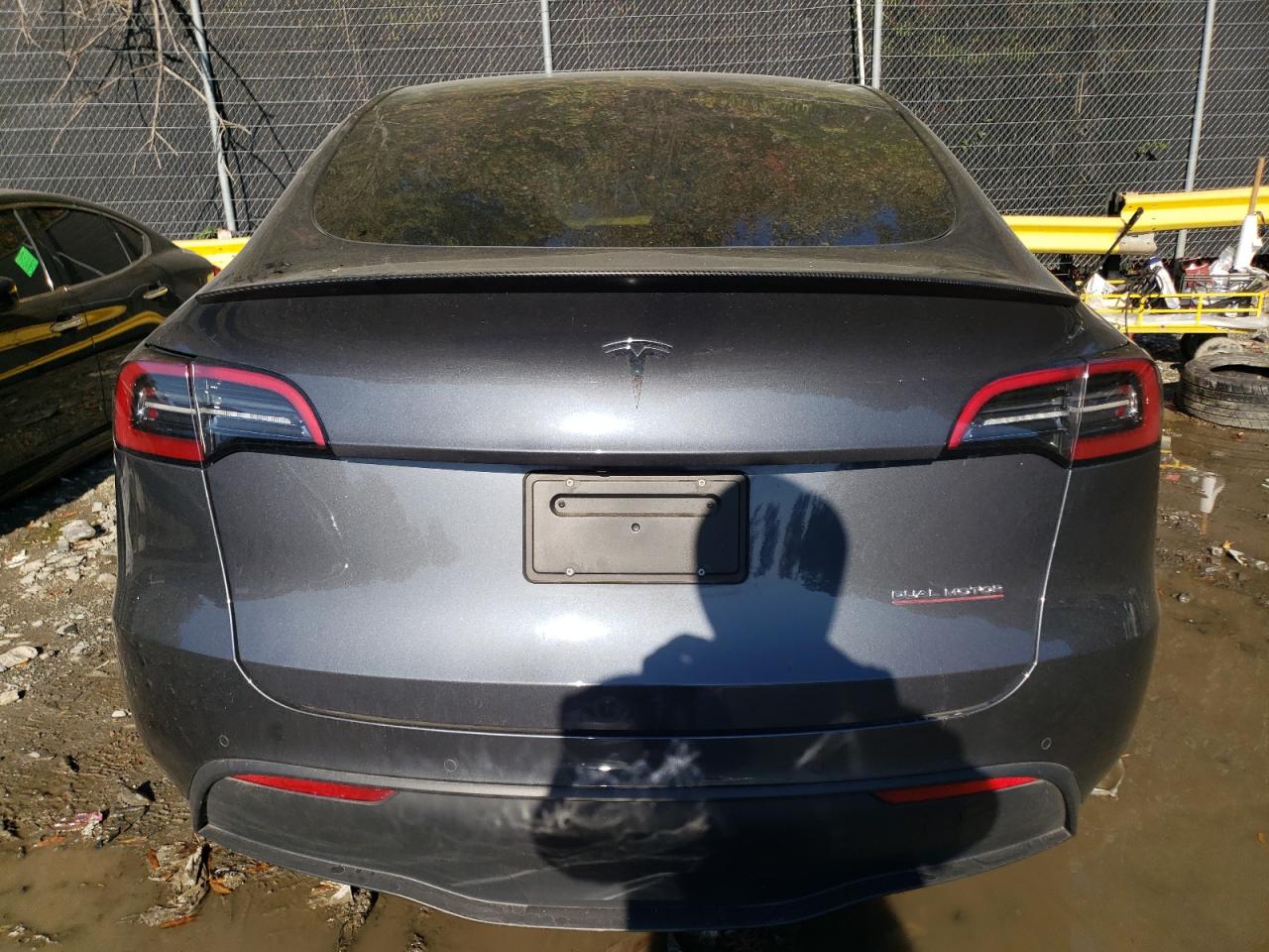 2022 TESLA MODEL Y  VIN:7SAYGDEF7NF442059