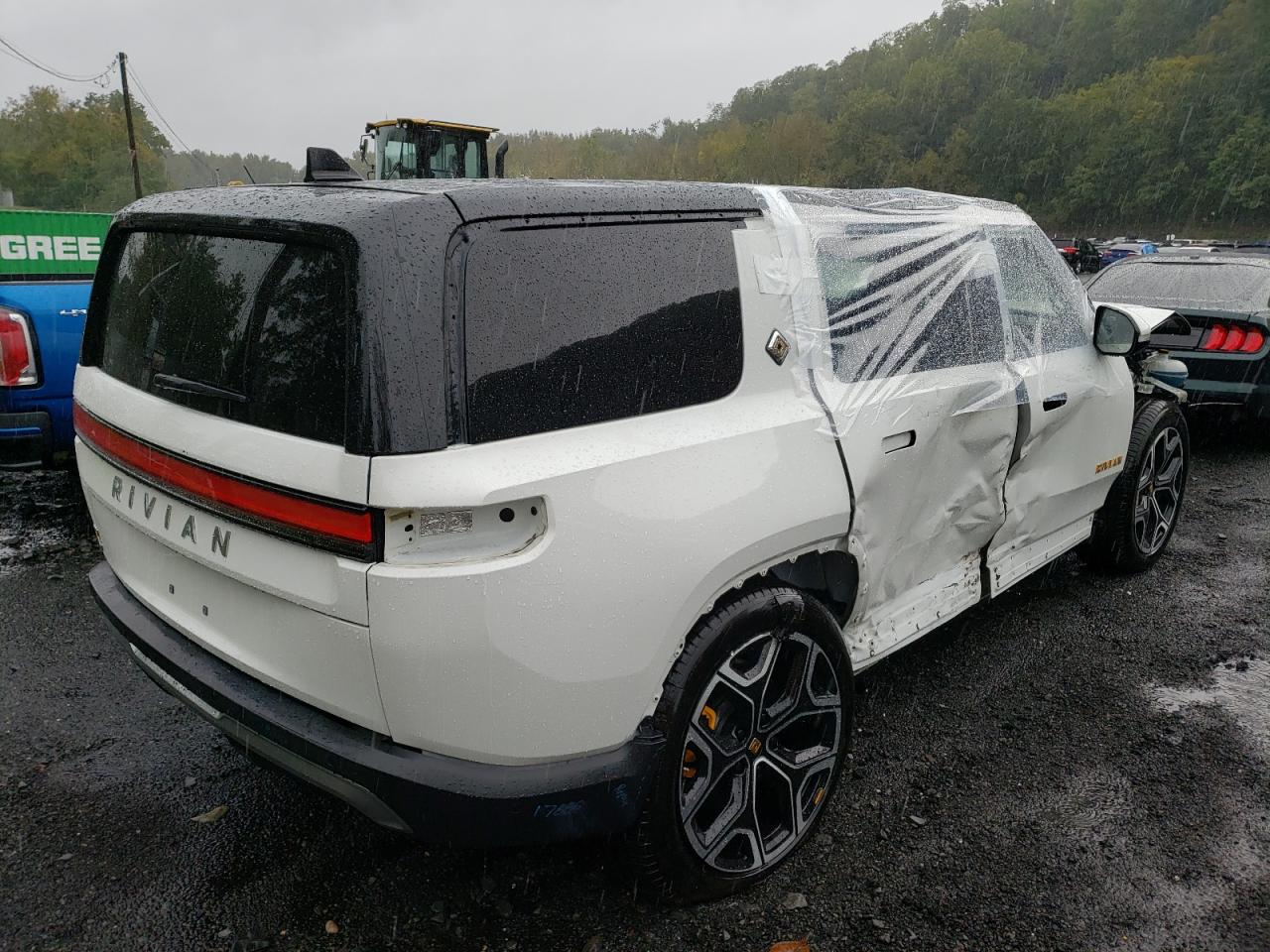 2022 RIVIAN R1S LAUNCH EDITION VIN:7PDSGABL3NN001275