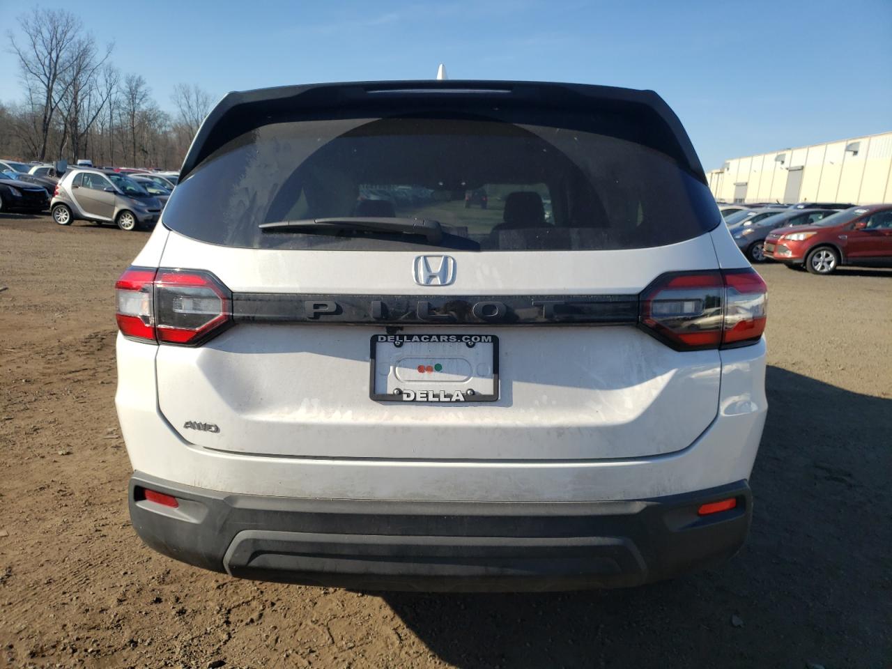 2023 HONDA PILOT LX VIN:5FNYG1H25PB021982