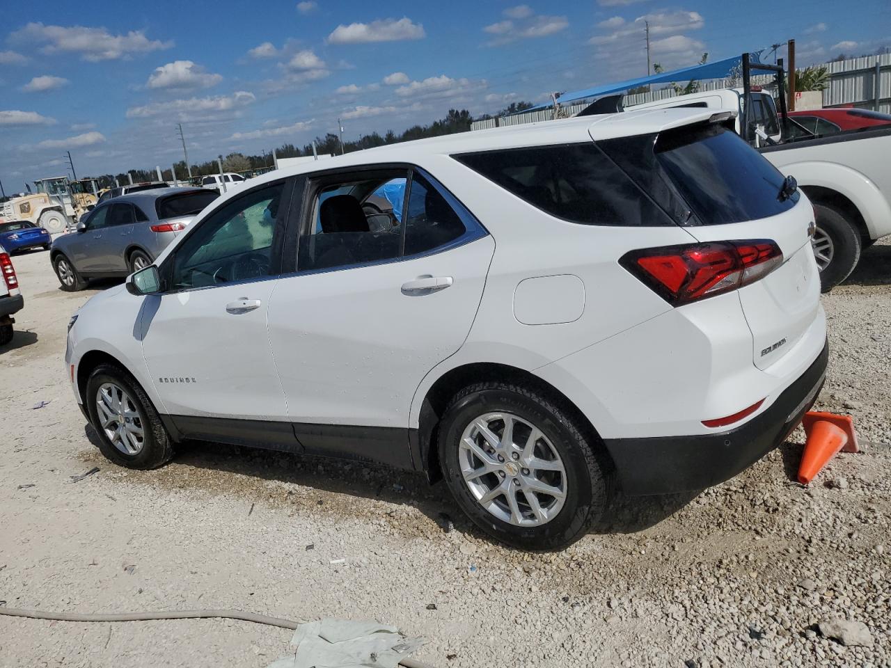 2024 CHEVROLET EQUINOX LT VIN:3GNAXKEG4RS138087