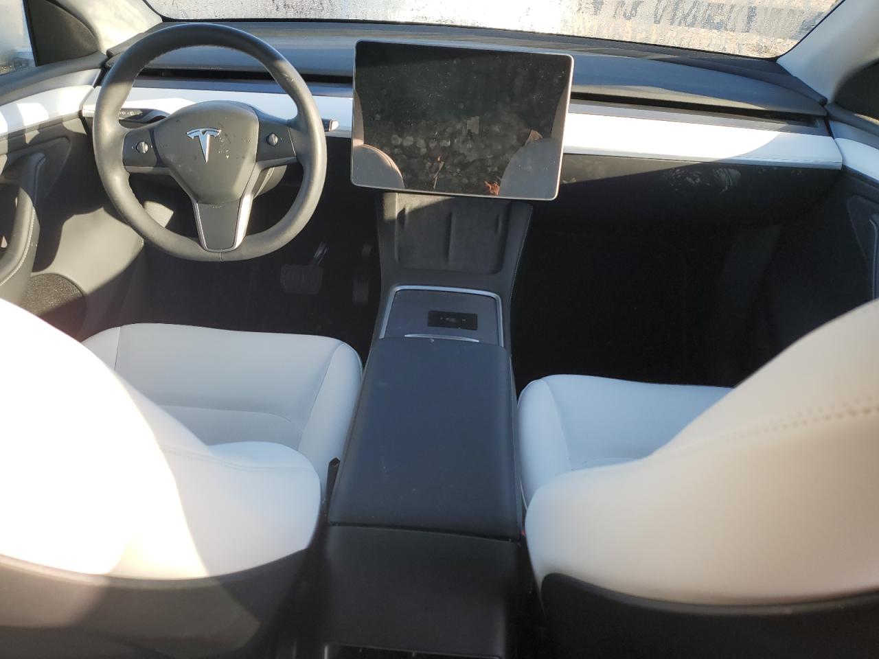 2023 TESLA MODEL Y  VIN:7SAYGDEE9PA093669