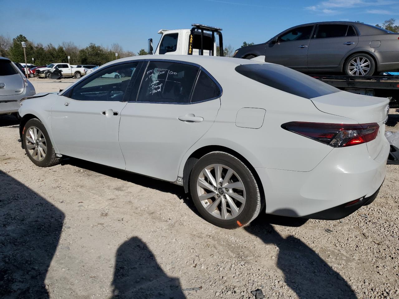 2022 TOYOTA CAMRY LE VIN:4T1C11AK9NU034675