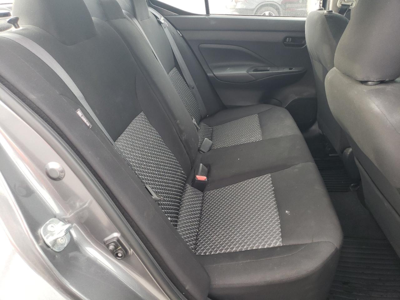 2022 NISSAN VERSA S VIN:3N1CN8DV5NL825001