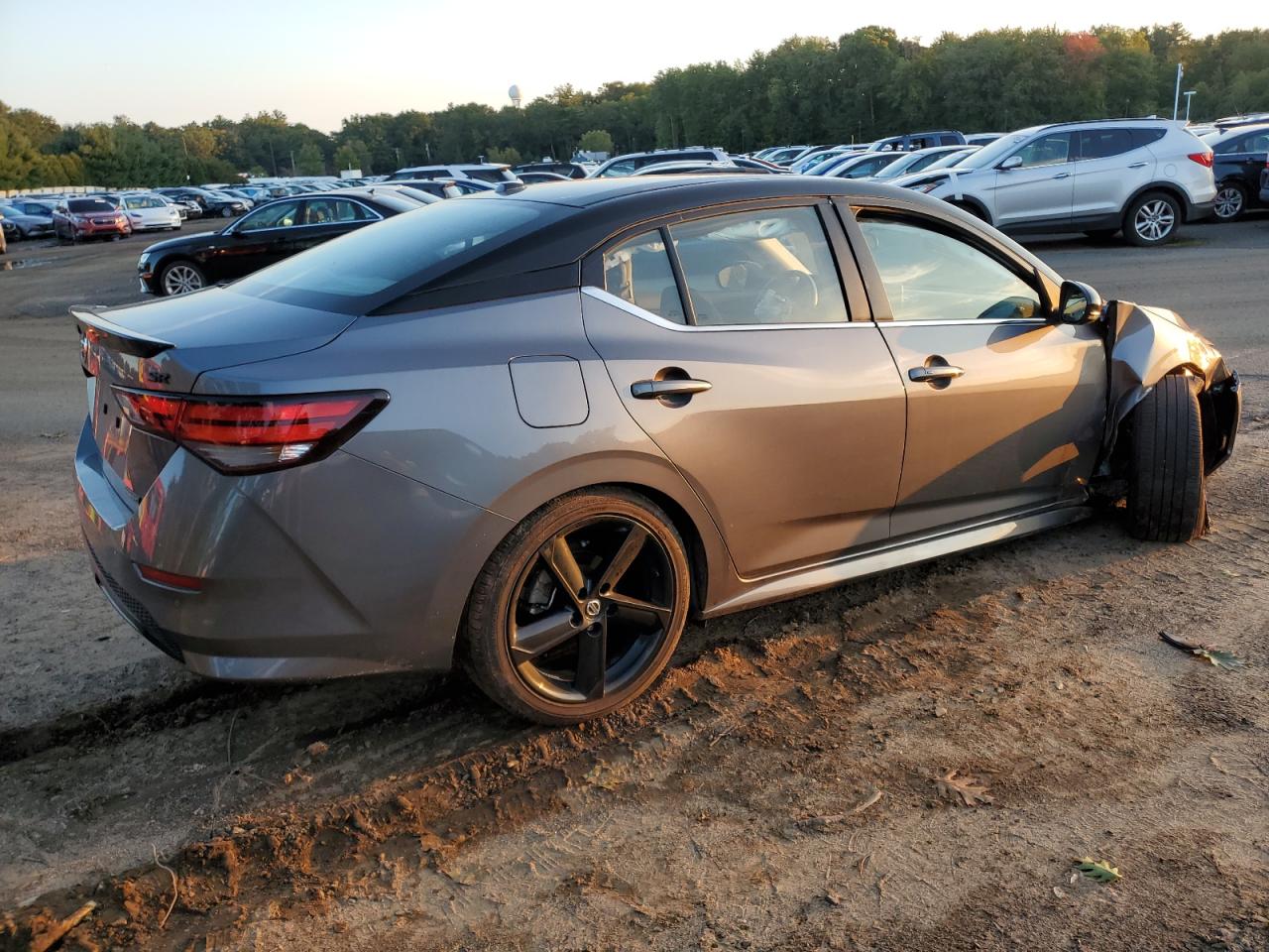 2022 NISSAN SENTRA SR VIN:3N1AB8DV5NY244259