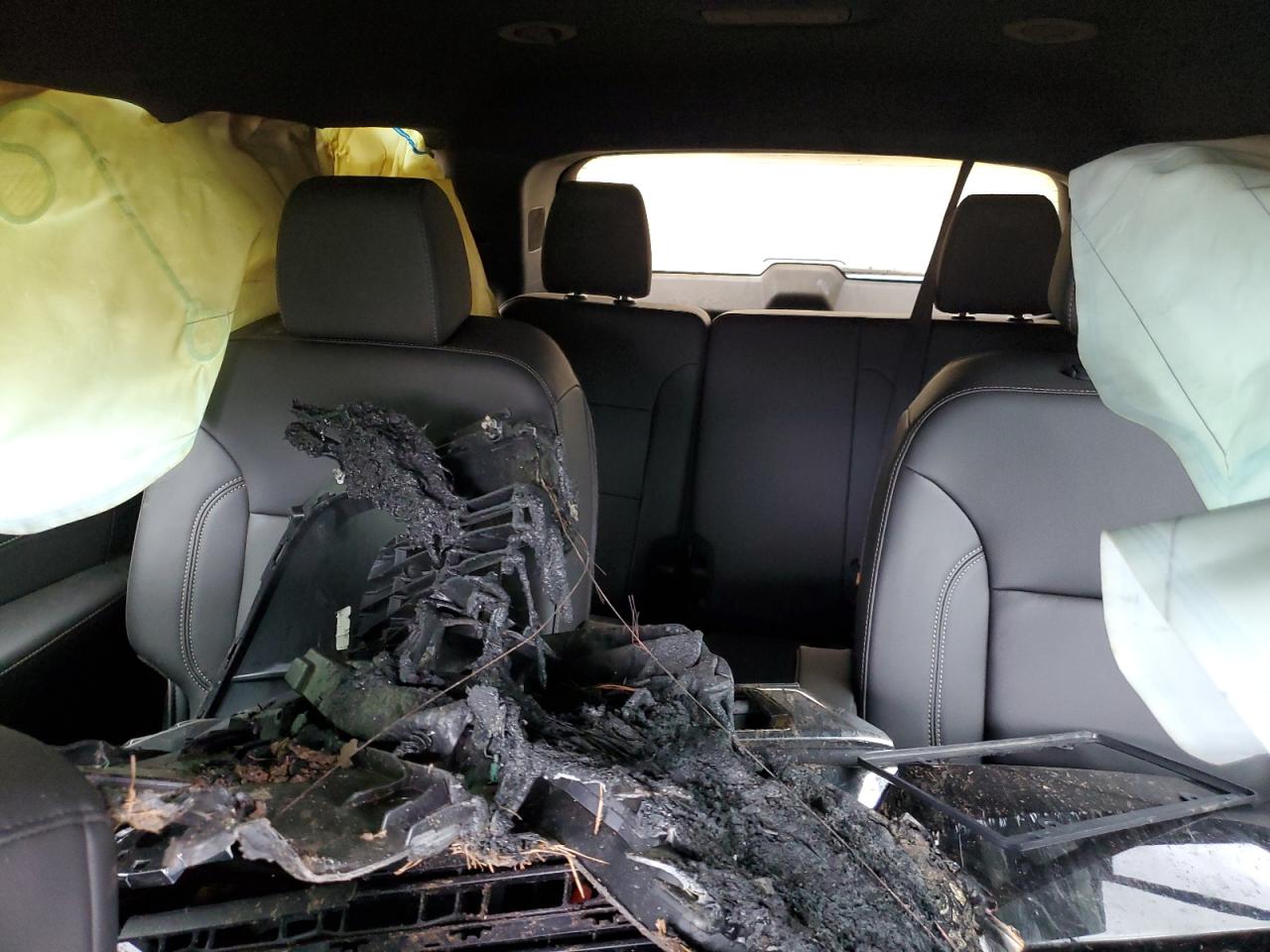 2023 CHEVROLET TRAVERSE LT VIN:1GNERHKW9PJ185804