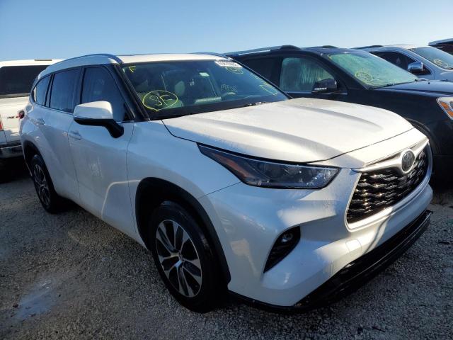 2021 TOYOTA HIGHLANDER XLE VIN: 5TDGZRAH0MS044886