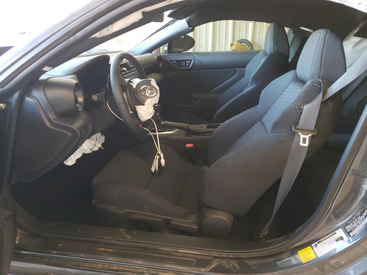 2023 TOYOTA GR 86  VIN:JF1ZNBC18P8760123