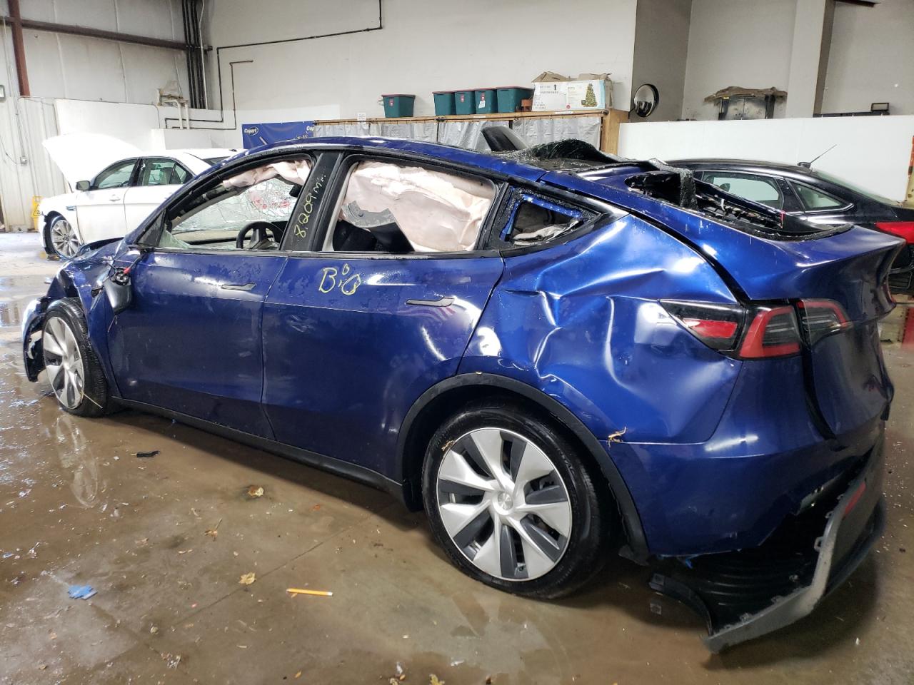 2023 TESLA MODEL Y  VIN:7SAYGDEE5PF803668