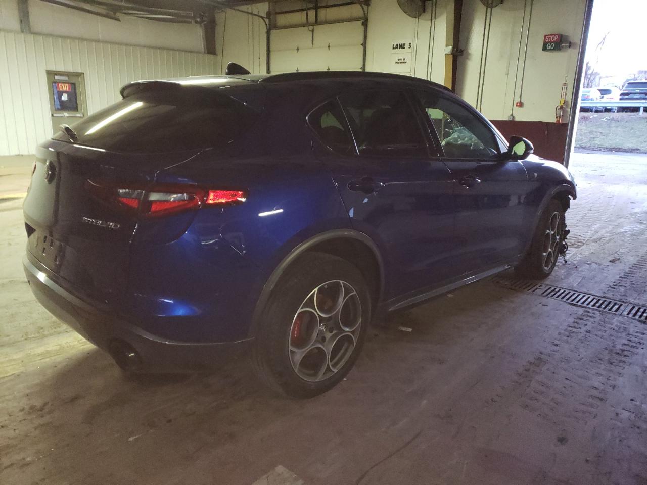 2022 ALFA ROMEO STELVIO TI VIN:ZASPAKBN2N7D42314