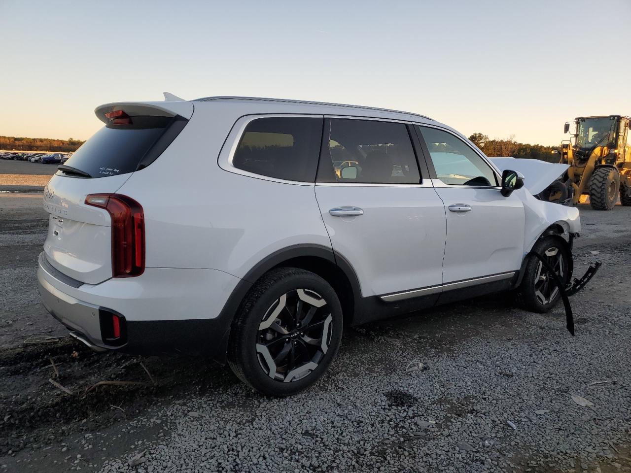 2023 KIA TELLURIDE S VIN:5XYP64GC5PG340219