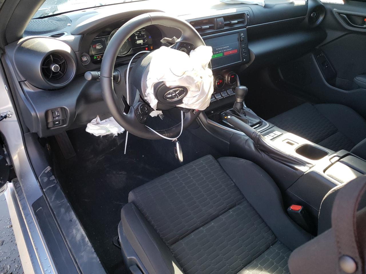 2023 TOYOTA GR 86 VIN:JF1ZNBC17P8759738