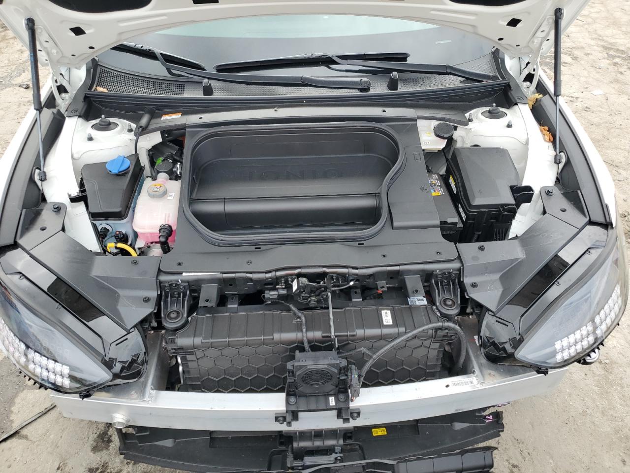 2023 HYUNDAI IONIQ 6 SEL VIN:KMHM34AAXPA021896