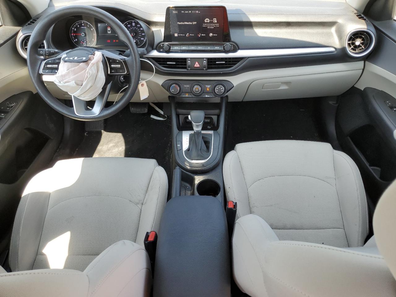 2023 KIA FORTE LX VIN:3KPF24AD4PE592517