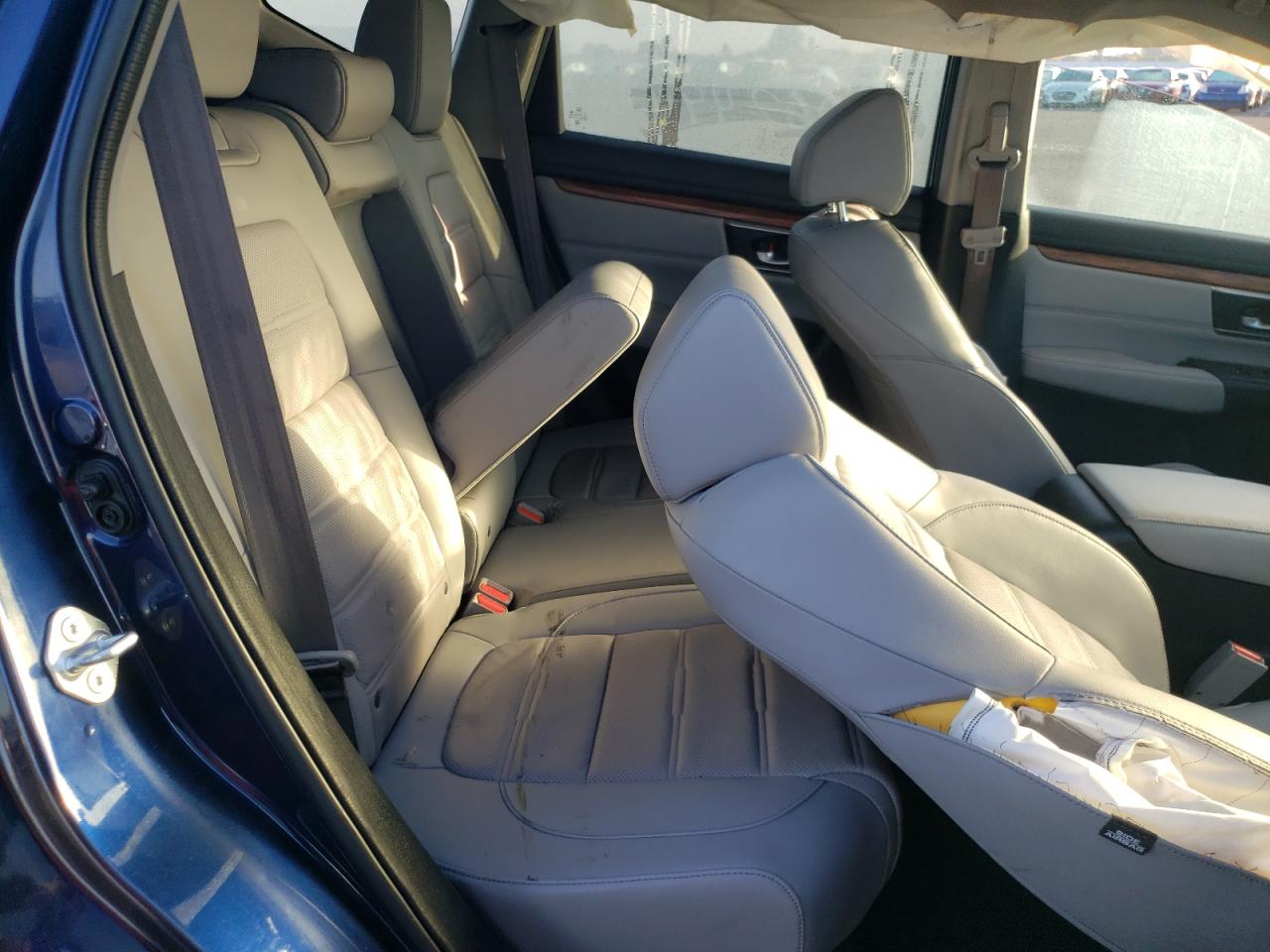 2022 HONDA CR-V TOURING VIN:2HKRW2H95NH635794