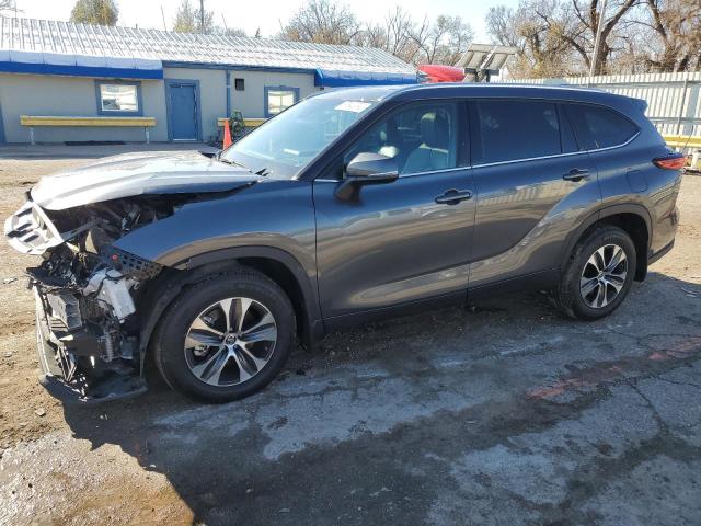 2021 TOYOTA HIGHLANDER XLE VIN: 5TDGZRBH2MS558401