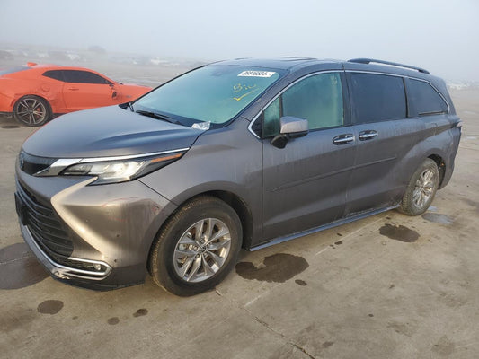 2022 TOYOTA SIENNA XLE VIN:5TDYRKEC8NS114940