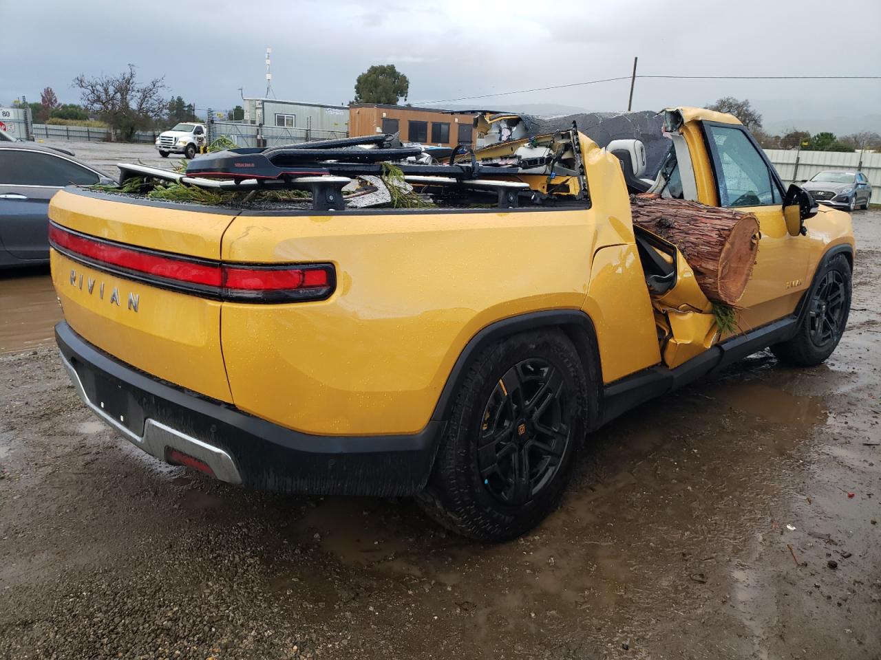 2023 RIVIAN R1T ADVENTURE VIN:7FCTGAAA8PN023670