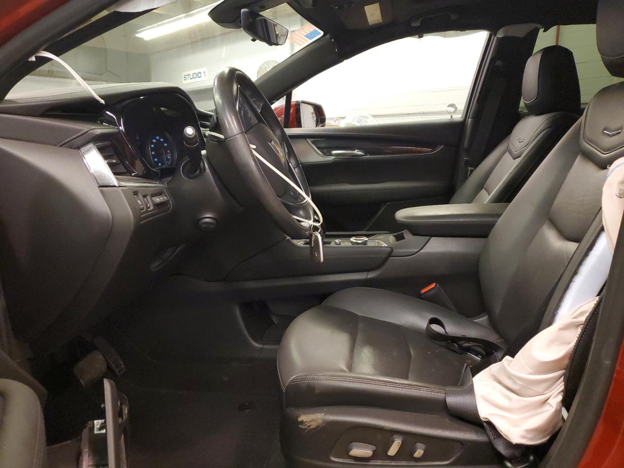 2022 CADILLAC XT5 PREMIUM LUXURY VIN:1GYKNDRS7NZ111079