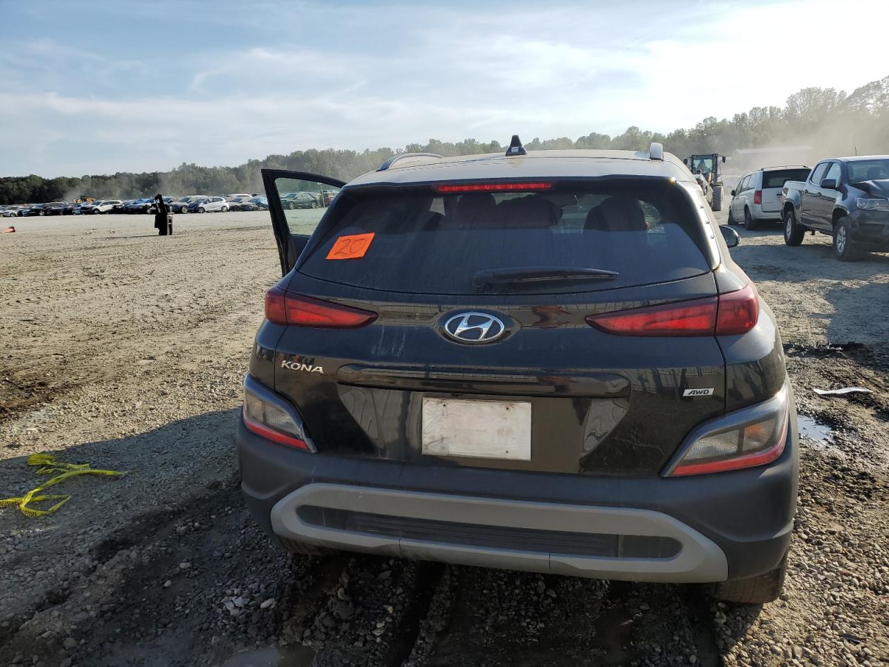 2022 HYUNDAI KONA SEL VIN:KM8K6CABXNU818002