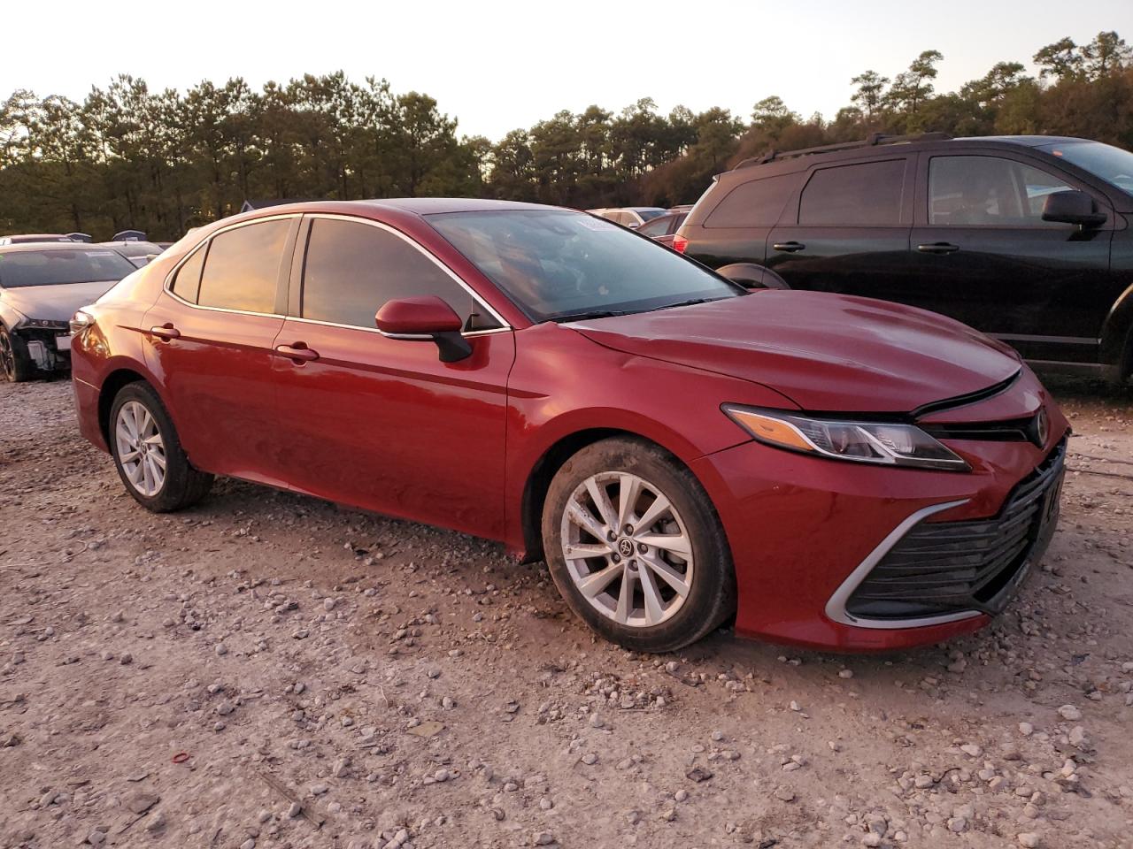 2022 TOYOTA CAMRY LE VIN:4T1R11AK4NU670883