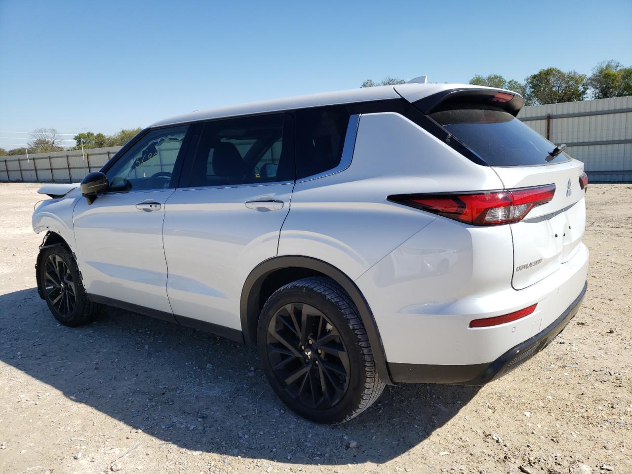 2023 MITSUBISHI OUTLANDER SE VIN:JA4J3UA83PZ043772