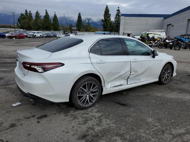 2021 TOYOTA CAMRY XLE VIN: 4T1F11AK6MU609195