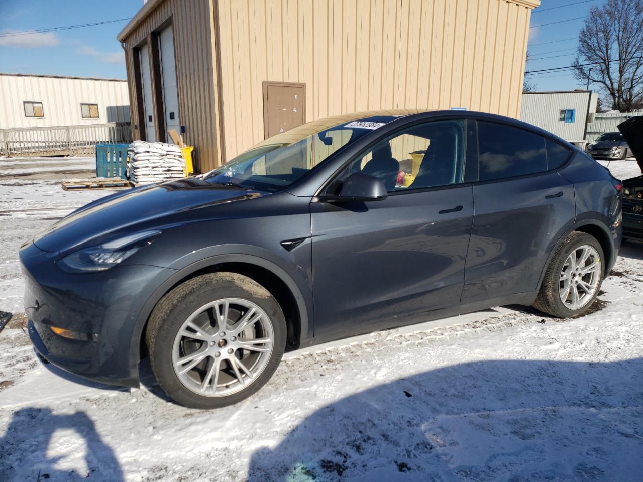 2022 TESLA MODEL Y  VIN:7SAYGDEE4NA016575