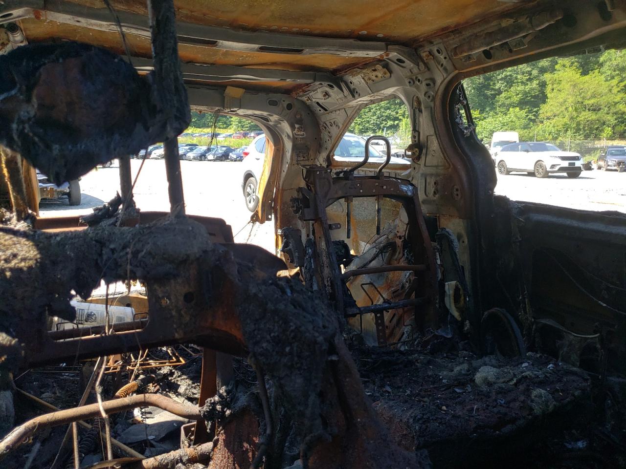 2022 TOYOTA SIENNA XLE VIN:5TDJRKEC5NS110880