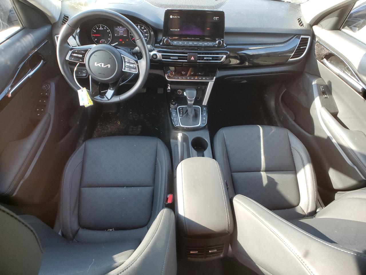 2022 KIA SELTOS EX VIN:KNDERCAA8N7308147