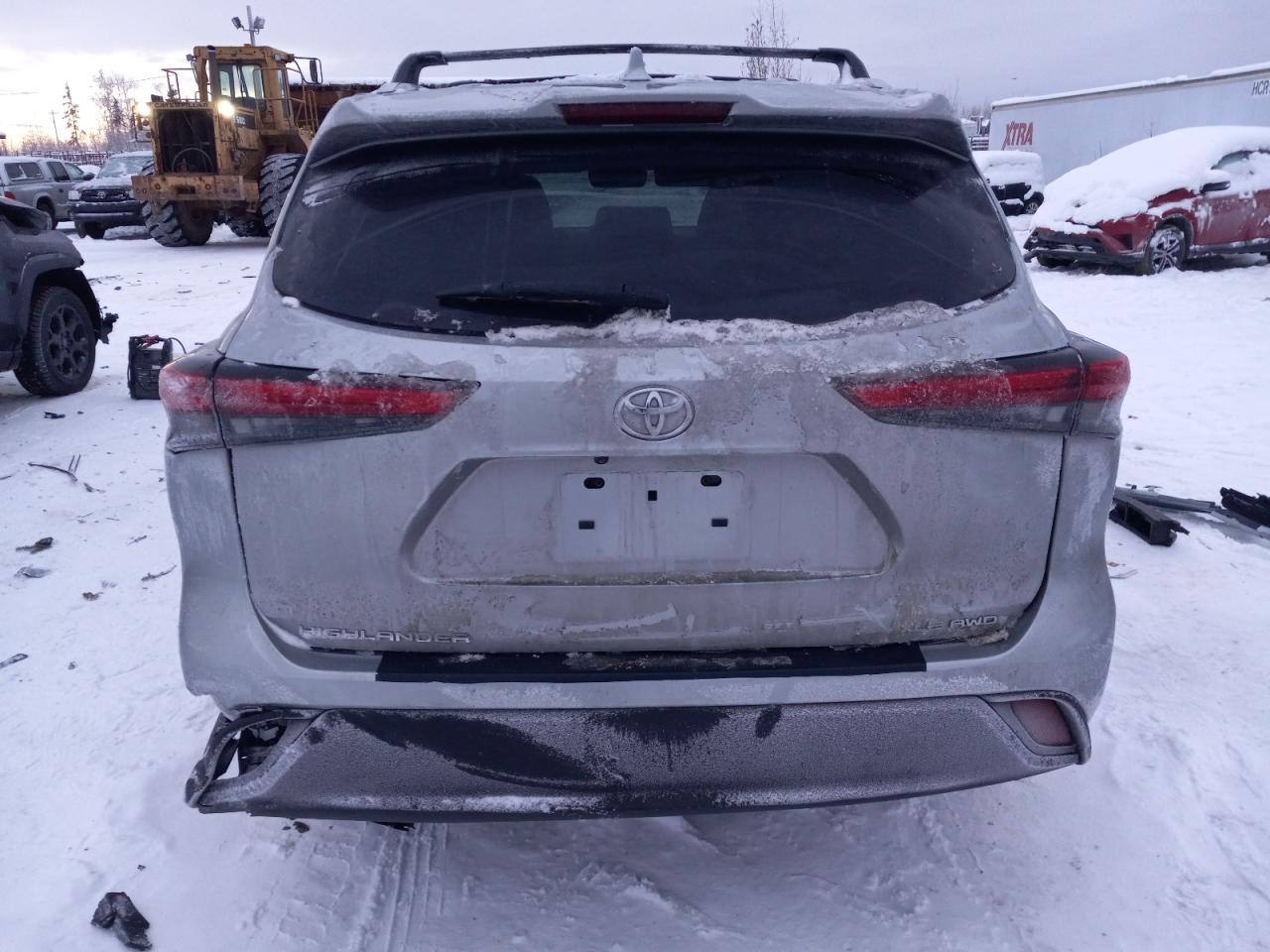 2022 TOYOTA HIGHLANDER XLE VIN:5TDHZRBHXNS581222