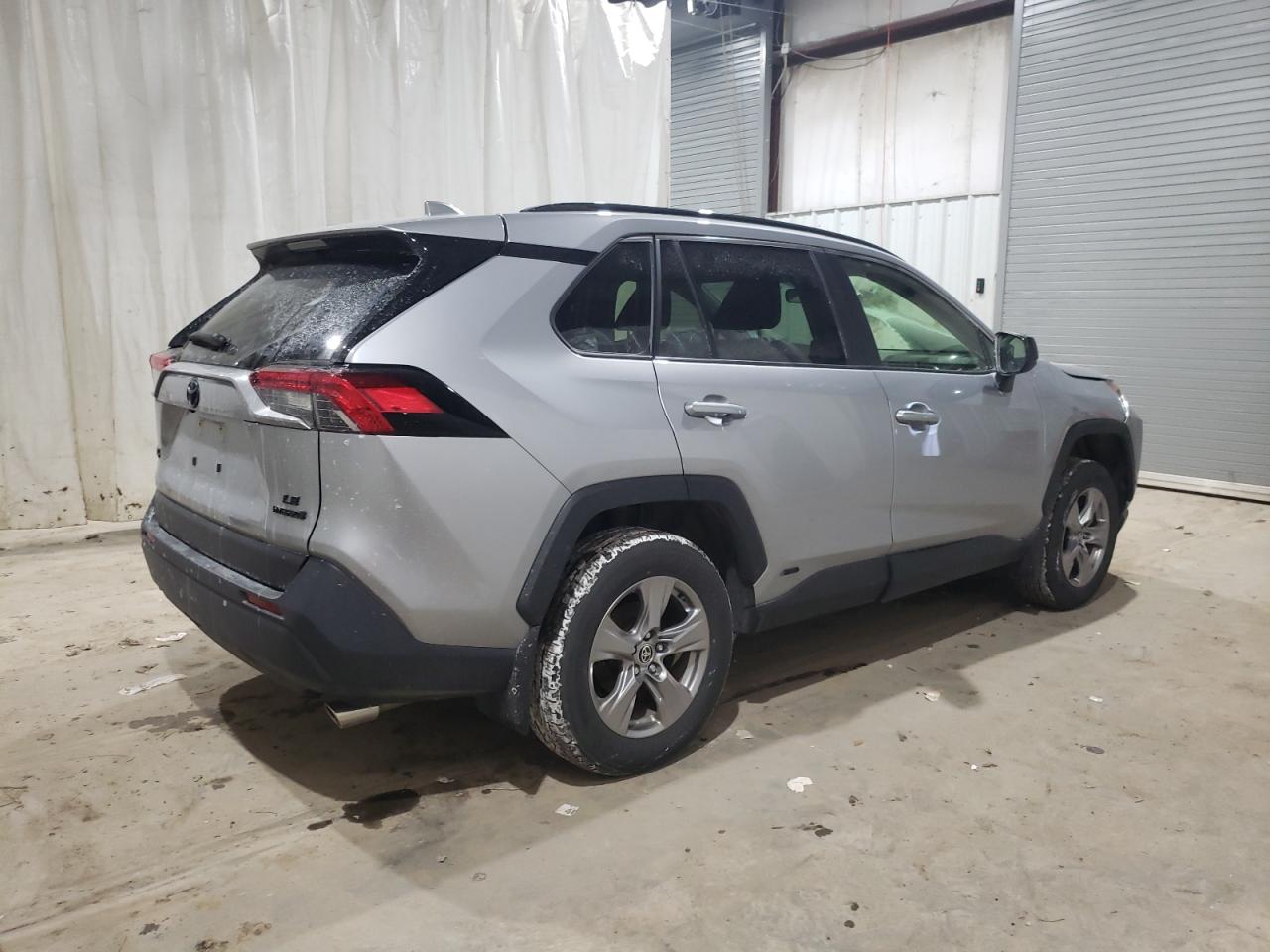 2022 TOYOTA RAV4 LE VIN:JTMLWRFVXND148160