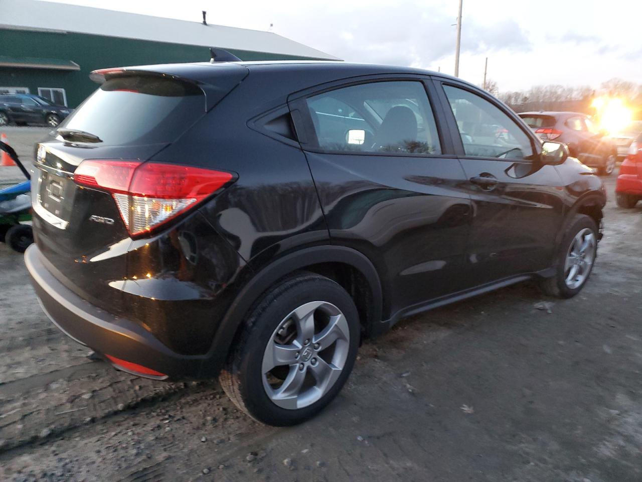2022 HONDA HR-V LX VIN:3CZRU6H38NM748426
