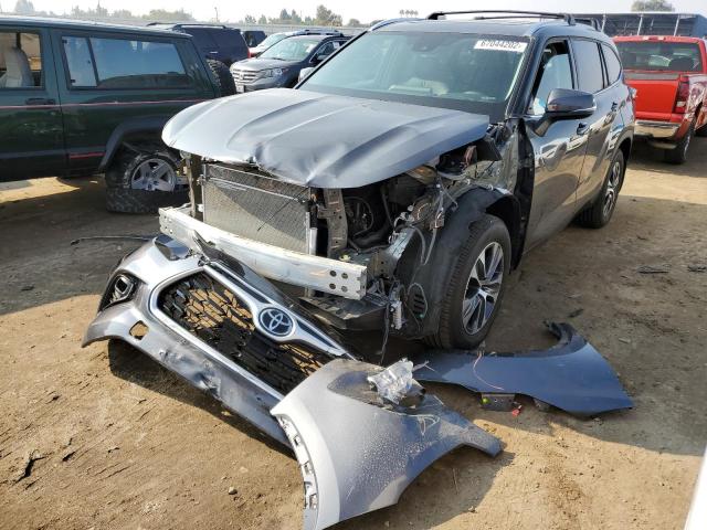 2021 TOYOTA HIGHLANDER XLE VIN: 5TDGZRAH9MS070564