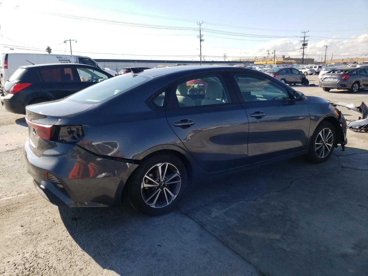 2023 KIA FORTE LX VIN:3KPF24AD2PE597389