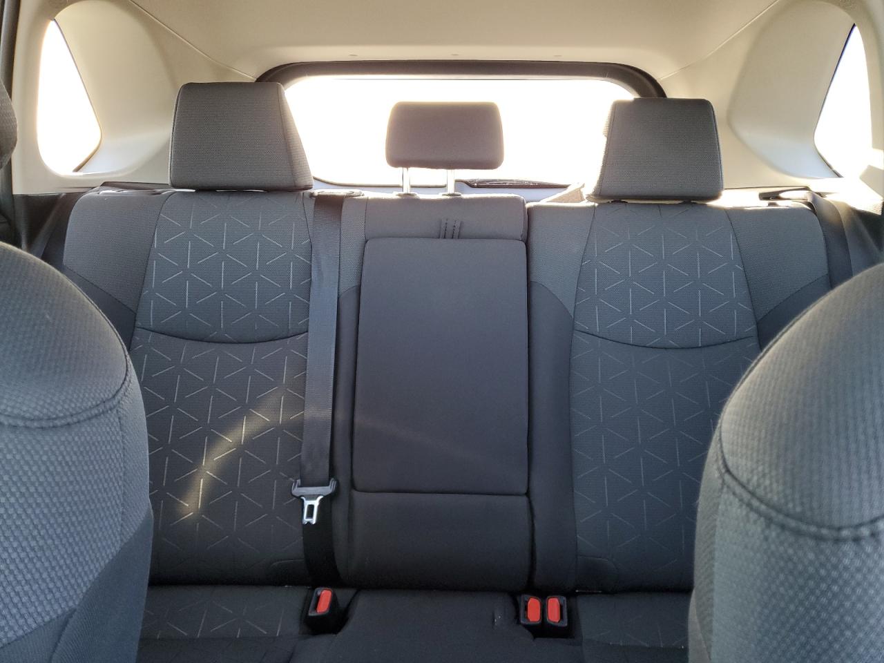 2022 TOYOTA RAV4 XLE VIN:2T3W1RFV1NC211503