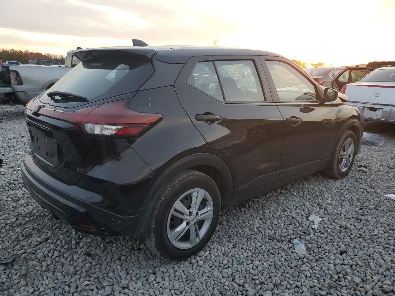 2022 NISSAN KICKS S VIN:3N1CP5BV1NL504083