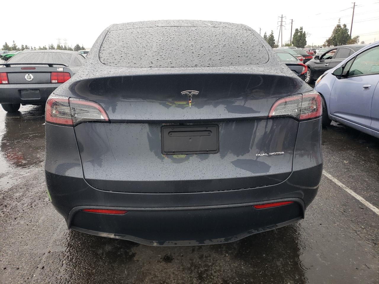 2023 TESLA MODEL Y  VIN:7SAYGDEE1PA057989