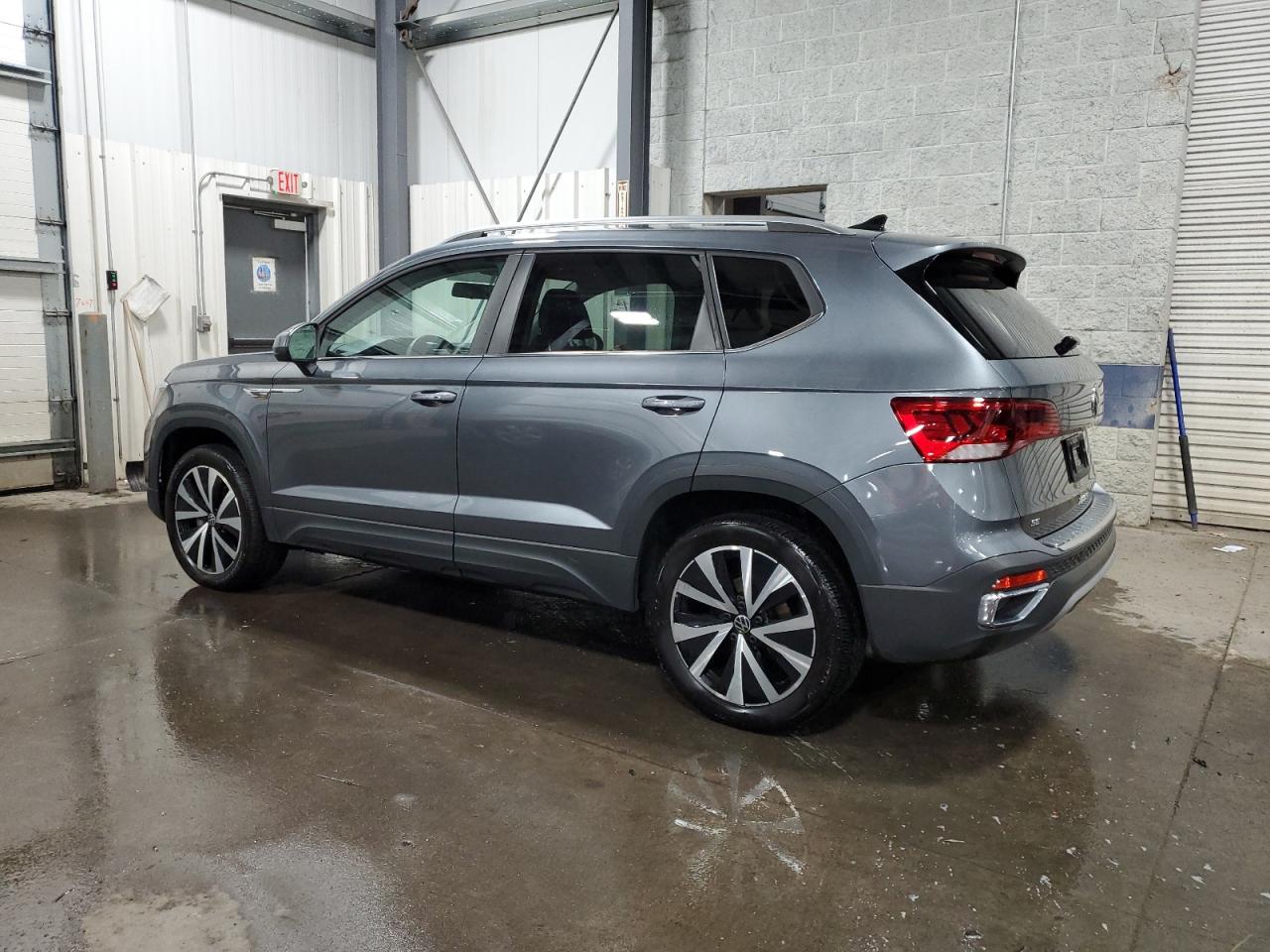 2022 VOLKSWAGEN TAOS SE VIN:3VVWX7B29NM068283