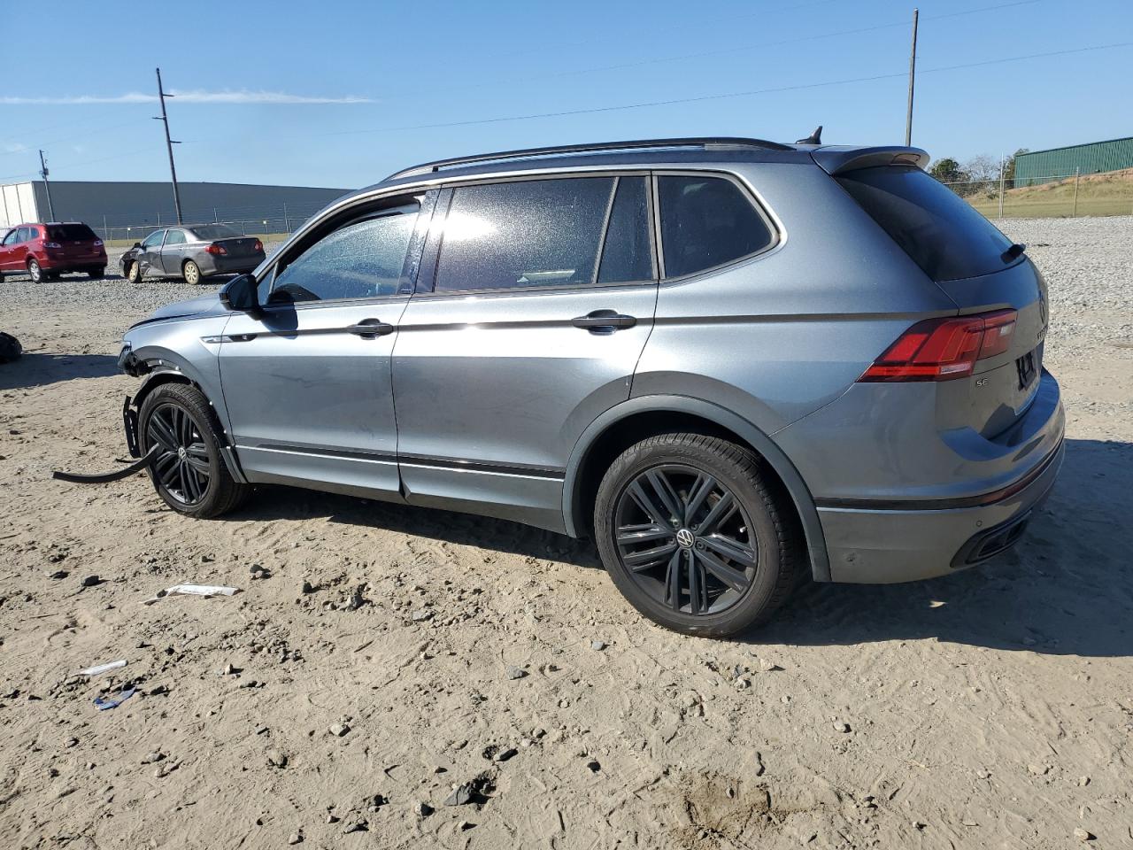 2022 VOLKSWAGEN TIGUAN SE R-LINE BLACK VIN:3VVCB7AX2NM130590